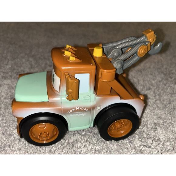 Disney Parks Pixar Cars Push &‎ Go Talking Mater Vehicle Toy Tested - Picture 6 of 9